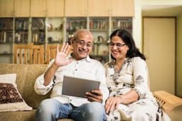 SBI Launches Mobile Handheld Device For Doorstep Banking, Here’s How Seniors Will Benefit