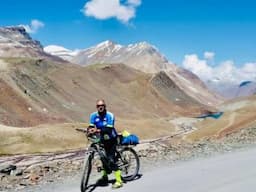 Cycling His Way To Good Health: Ex-Delhi University Professor Shows How To Find Purpose After Retirement
