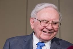 Warren Buffett’s 5 Golden Rules Of Investing To Help You In Retirement Planning